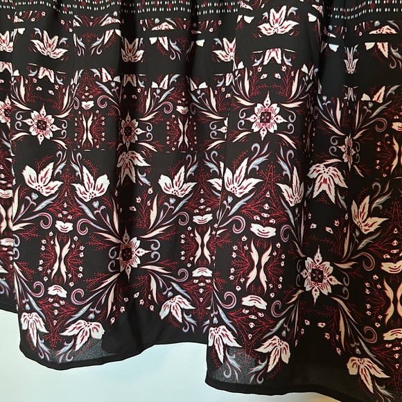 RW&CO pleated skirt - Picture 3 of 7